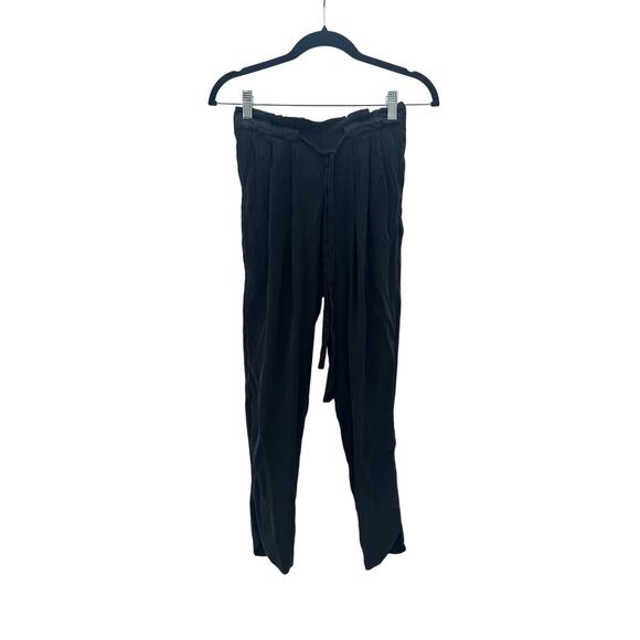 Black Tie Waist Flowy Pants - Picture 2 of 4